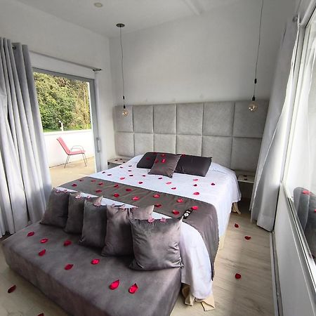 ラ・カレラ Penthouse Mirador Samsara Bed & Breakfast エクステリア 写真